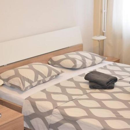 Apartments Sat Белград Экстерьер фото