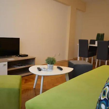 Apartments Sat Белград Экстерьер фото