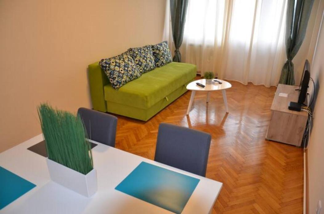 Apartments Sat Белград Экстерьер фото
