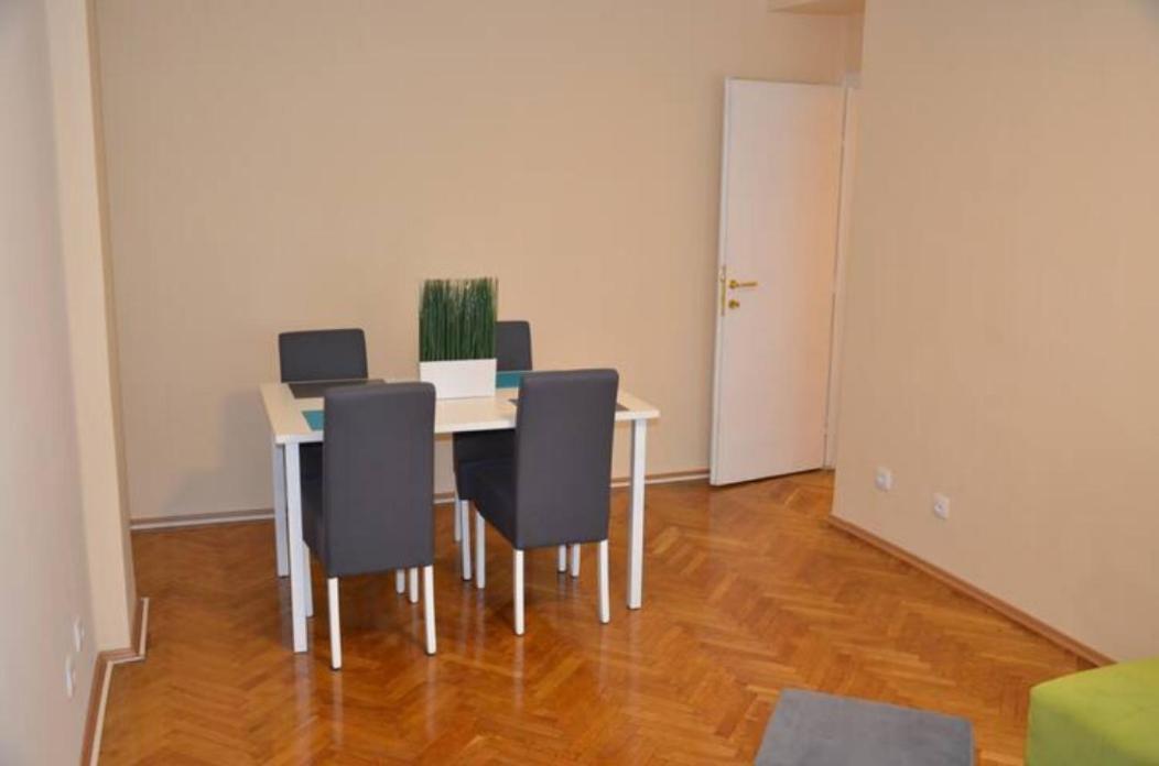 Apartments Sat Белград Экстерьер фото