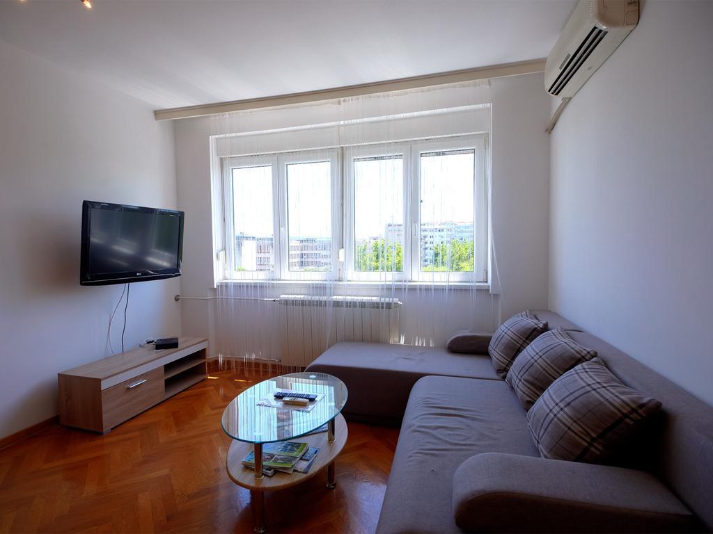 Apartments Sat Белград Экстерьер фото